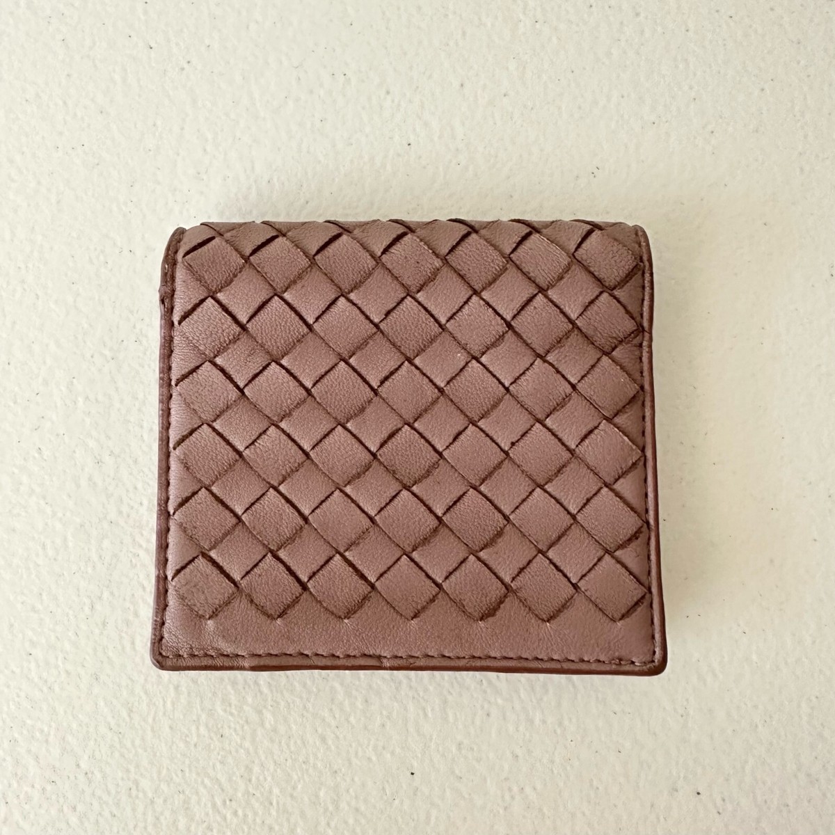 BOTTEGA VENETA Intrecciato Leather Bi-Fold Card Holder