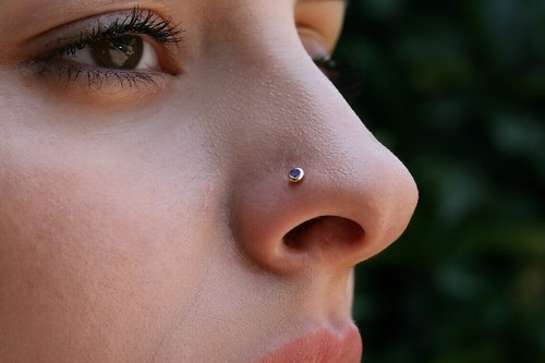 Bezel Set Real 0.04Ct Sapphire Nose Stud Screw Ring Piercing Pin 14K Yellow Gold - Picture 4 of 9