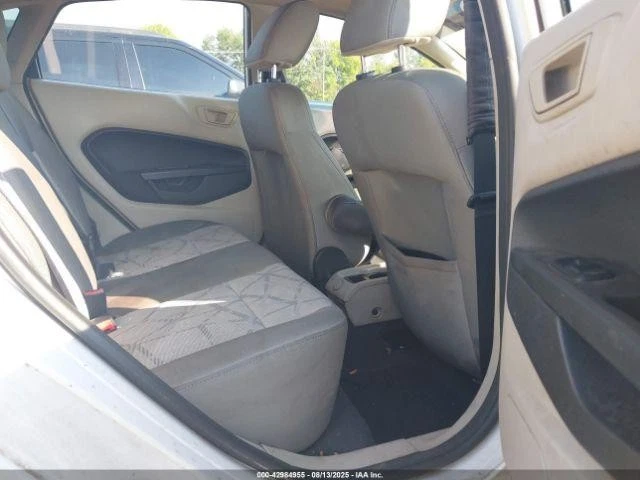 Used Fuel Tank fits: 2012 Ford Fiesta Grade A Foto 2 de 4