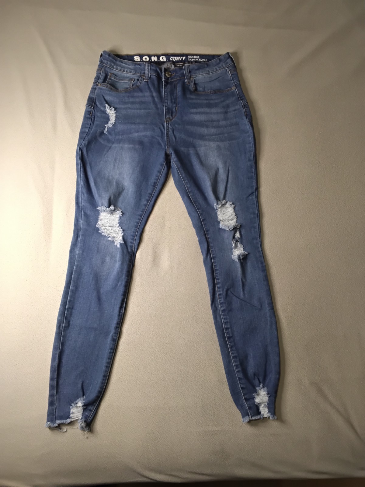 Song Women's Blue Curvy High Rise Skinny Ankle Distressed Sz 13/31 Blue Denim.