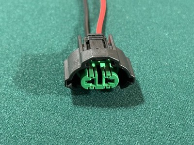 NEW 2010-2015 Toyota Prius Headlight Low Beam Halogen Lowbeam Bulb Connector 1x