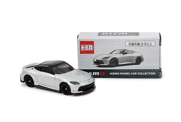トミカ　NISSAN GT-R, FAIRLADY Z 5台まとめ売り トミカ NISSAN GT-R, FAIRLADY Z 5台まとめ売り