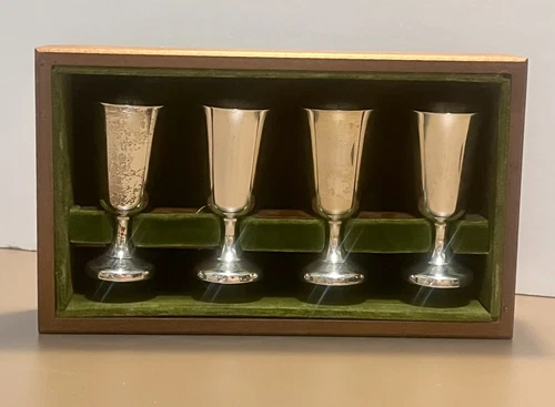Wallace Sterling set 4 Cordials in original box, Antique Silver