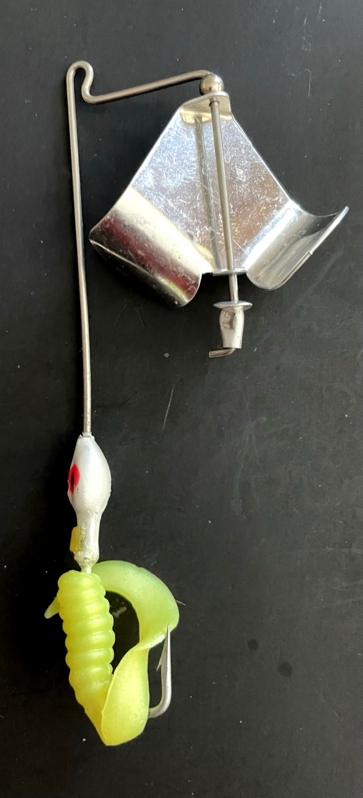 Lot of 4 BUZZBAIT LURES Mixed Colors Bass Fishing with Hand-Made Plastic Cases - Image 4