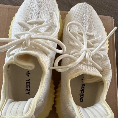 yeezy triple white size 6