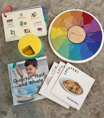 Lovevery The Analyst Play Kit Color Theory Puzzle Fraction Cups Book 46-48 Month