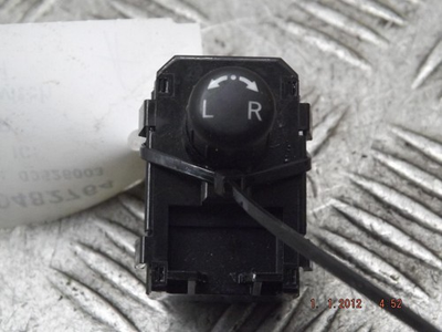 #ad Nissan Pulsar Electric Wing Mirror Switch Button Mk2 2014 2021† GBP 17.99