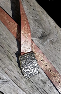 Fossil Leather Belt Silver Gold Western Buckle s-l400.jpg main image 2