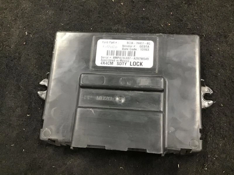 Caja de transferencia ECM de chasis debajo de la caja de calefacción para camioneta Ford F250SD 11-14 446421 Foto 2 de 4