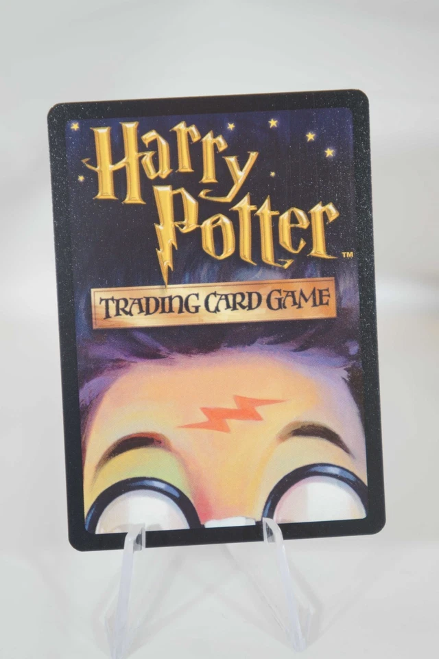 Harry Potter 2001 Quidditch Cup Fred & George Weasley #5/80 Holo NM - Image 3 of 3