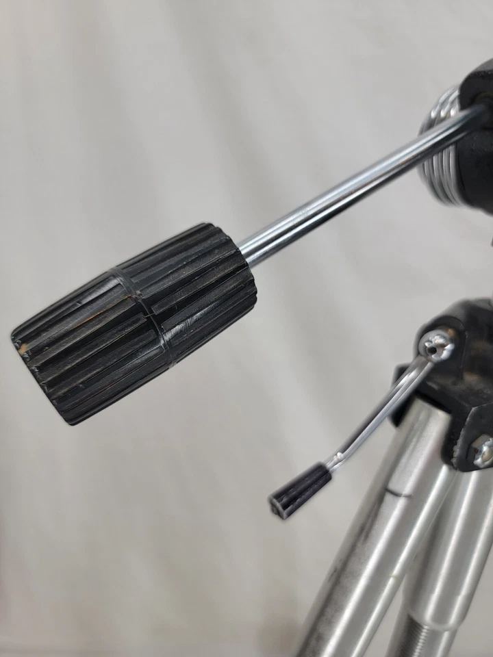 Husky TV 5-95534-9 Camera Quick-Set Video Camcorder Camera Elevator Tripod - Image 4 of 4