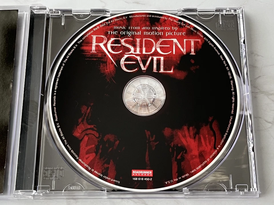 Resident Evil Music From The Motion Picture CD ORIG Marilyn Manson, Static X OOP Foto 2 de 4