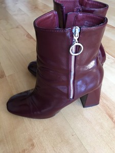 maroon boots ladies