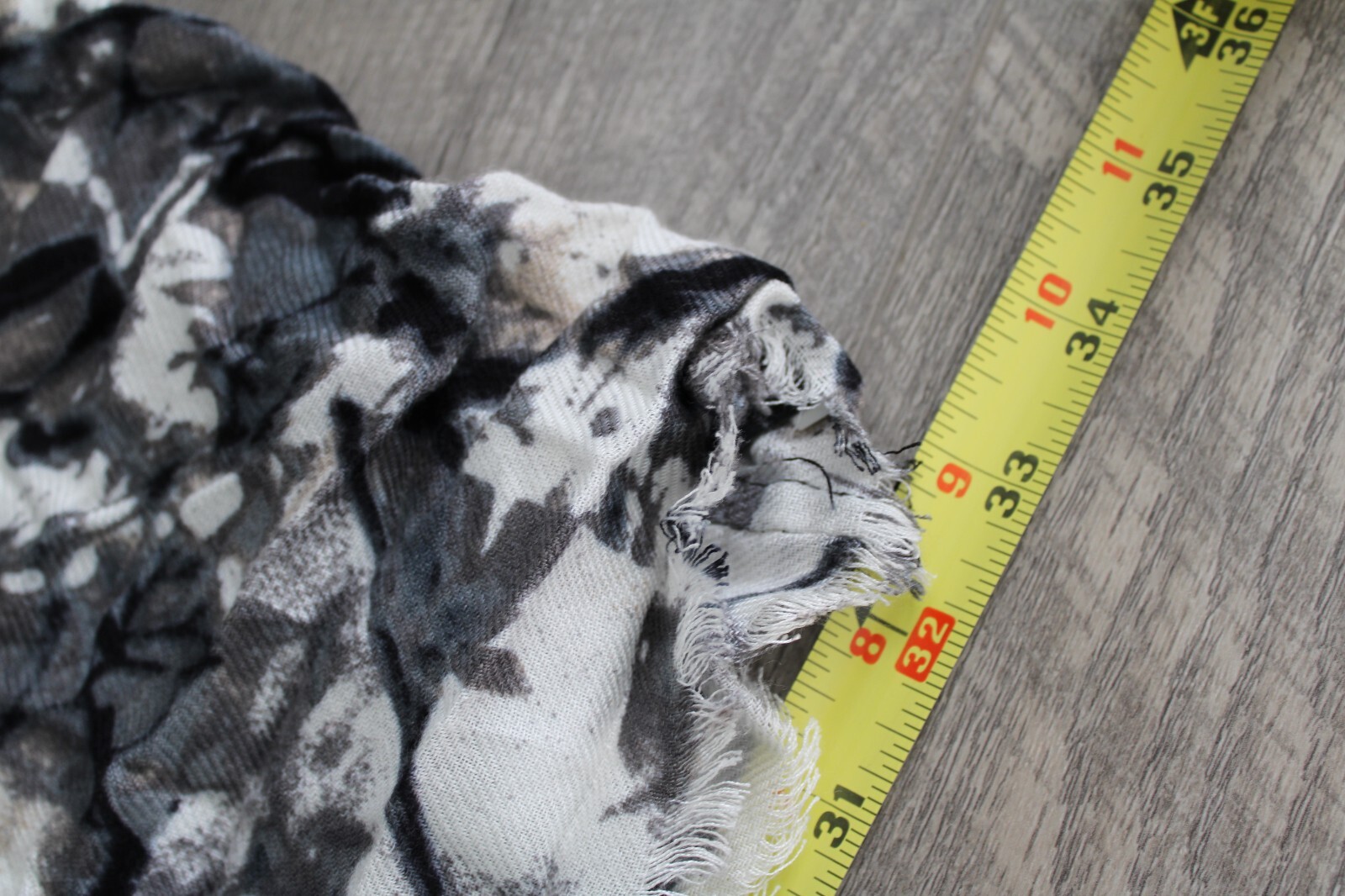 Apt 9 Infinity Loop Accent Scarf Abstract Tan Off… - image 5