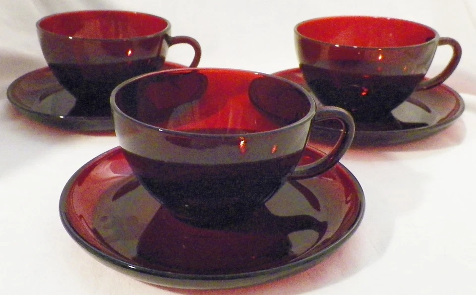  Royal Ruby Anchor Hocking Coffee/Punch Cups & Saucers (3) - Image 2 of 2
