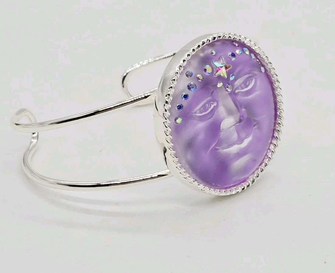 Kirks Folly Cuff Bracelet Venus Mystic Moonlight Seaview Moon Silver tone Violet