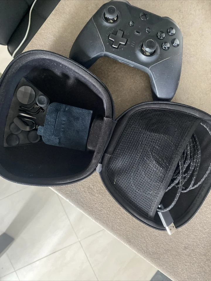 Microsoft Elite Wireless Controller Series 2 - Nero (FST-00003) - Immagine 3 di 4