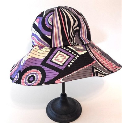 EMILIO PUCCI wide-brimmed Bucket Hat Purple Geometric Unused Made in Italy Auth