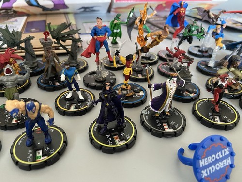 DC Heroclix Hypertime Premier Edition Game WizKids 2002 35 Heroclix Figures - Picture 3 of 19