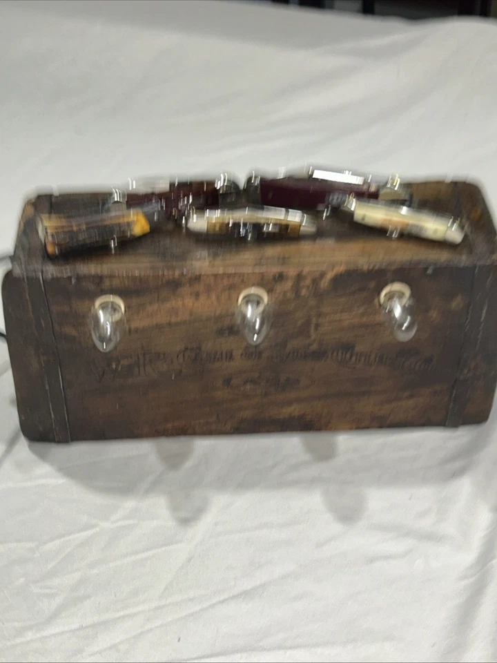 WR Case Cutlery Co Handmade Lighted Knife Display - Image 2 of 4