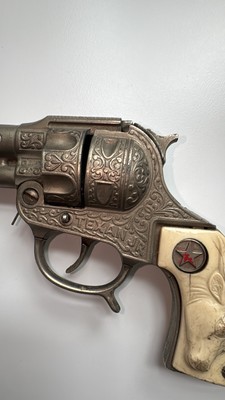 JOUET ANCIEN / pistolet Hubley Texan Junior Cap Pistol Gold Plated en boîte EUR 220,00 - PicClick FR