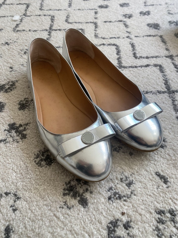 Marc Jacobs Metallic Silver Ballet Flats Size 37 