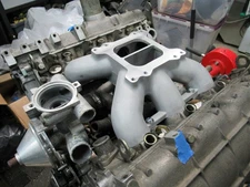 Delorean Carburetor Intake Manifold (minor defects, read discription)