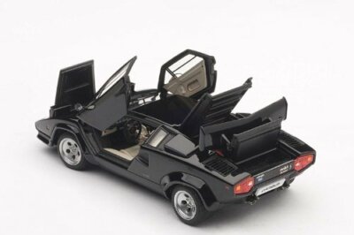 オートアート 箱付Lamborghini Countach 5000S 1/43 AUTOart 1/43 Lamborghini Countach 5000S (Black) Finished