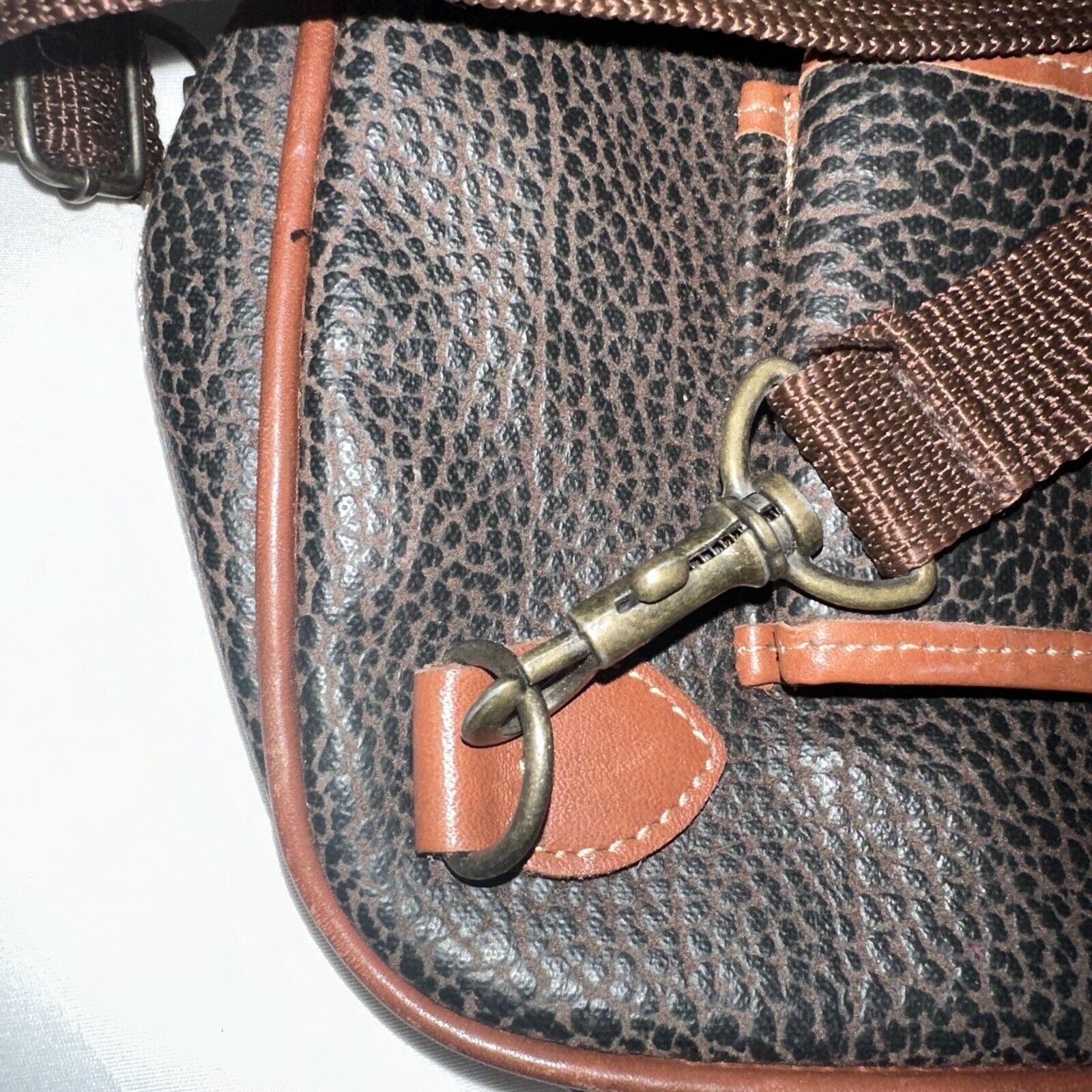 OTTIMO Italy leather Cross Body Mens Bag Or Unisex - image 14