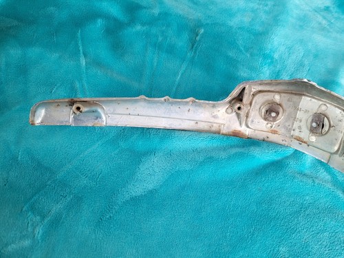 Vintage International Truck Hood Emblem Ornament Triple Diamond 61741-RI OEM IHC - Picture 11 of 13