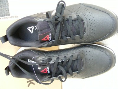 branded sports shoes at lowest price