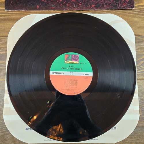 Ratt - Out Of The Cellar - Vinyl LP Atlantic Records 80143 Album 1984 - Picture 4 of 12