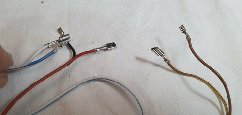 Sony SS Series Speaker Parts: Speaker Wire & Terminals - Picture 3 of 7