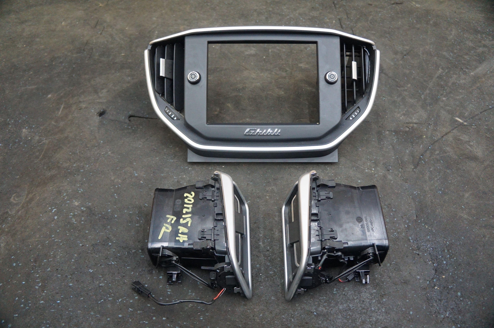 Set 3 Left Right Center Dash Air Vent Grille 670019060 Maserati Ghibli 14-17+