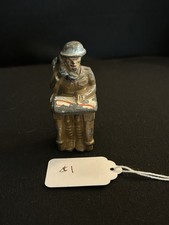 NICE  Manoil Toy Soldier 1357: Soldier at Desk