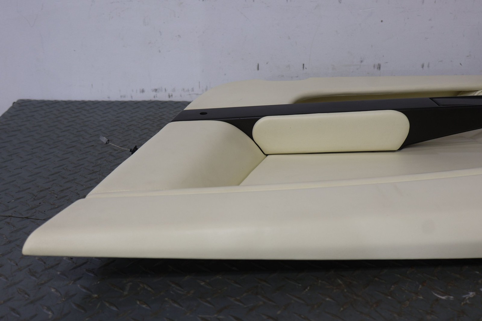 Aston Martin V8 Vantage 2009 Left, right Door panels Pair Cream
