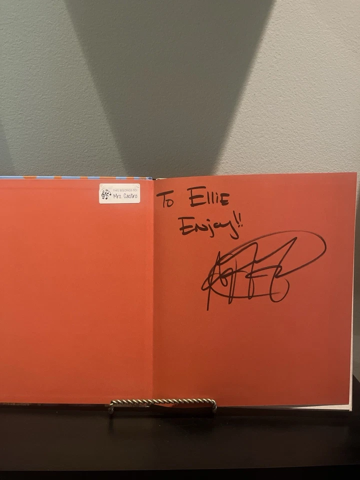 Libro infantil Johnny Cash de colección firmado Foto 2 de 4