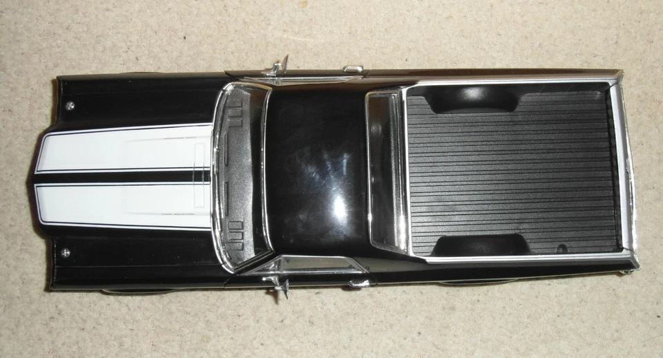 Chevrolet El Camino 1970 - 1:18 Welly - Immagine 3 di 4