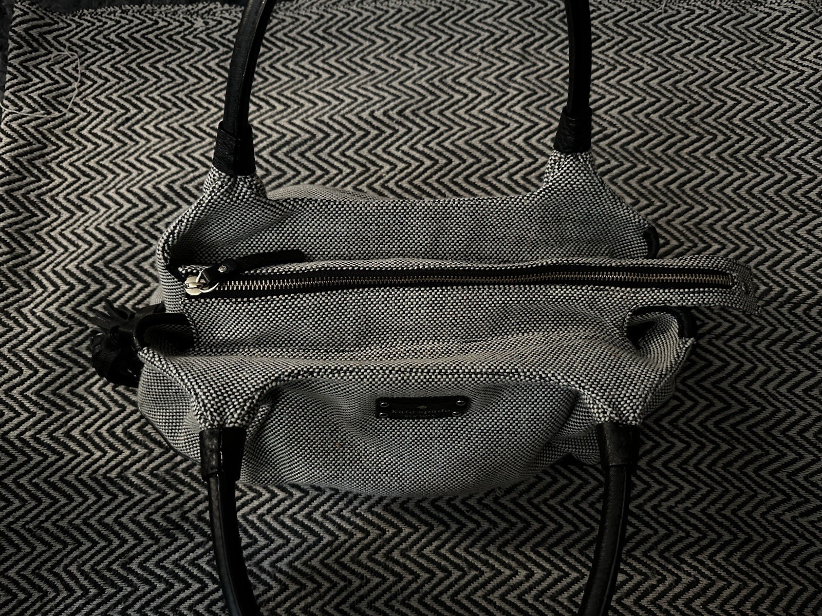 Medium Black - image 2