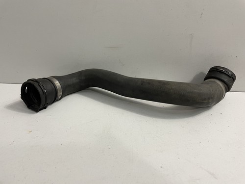 BMW 5 E60 Wasserkühlerschlauch rechts 7799748 2.0 Diesel 130kw 2007 13598335