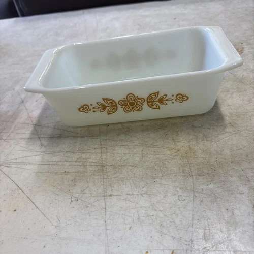 Vintage Pyrex Gold Butterfly 813 Loaf Pan