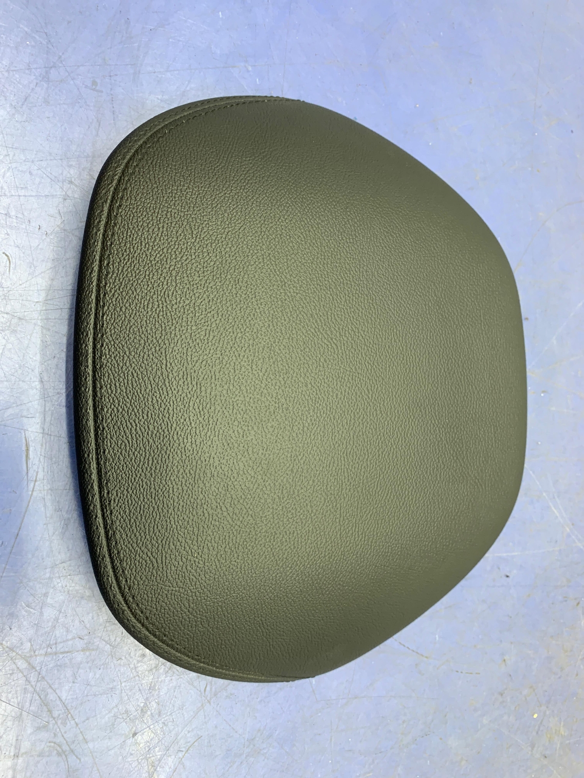 2017 - 2020 MASERATI LEVANTE OEM UPPER SPEEDOMETER TRIM PANEL COVER 670043348