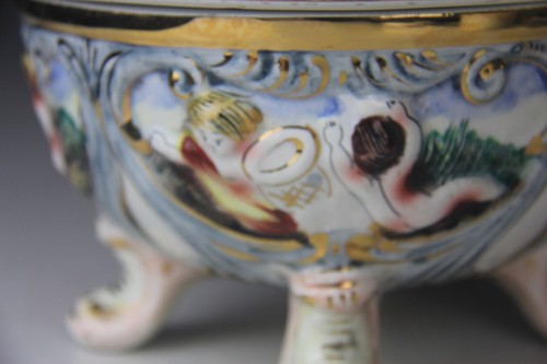 Capodimonte Porcelain Cherubs Putti Candy Dish Bowl Lidded Footed 1366 - Read! - Picture 8 of 24