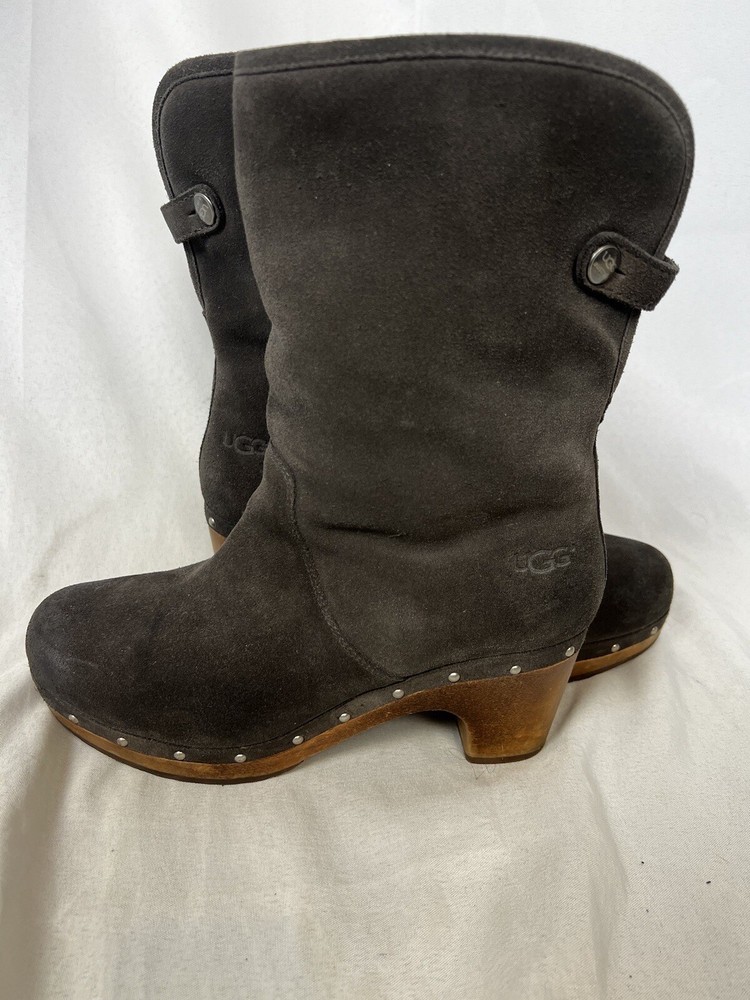 UGG boot 3204 gray suede sheepskin boots womens size 7 fold over shearling