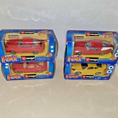 Konvolut Burago  Street Fire Porsche 911 Carrera 1997/Carrera 1993 / Porsche 928