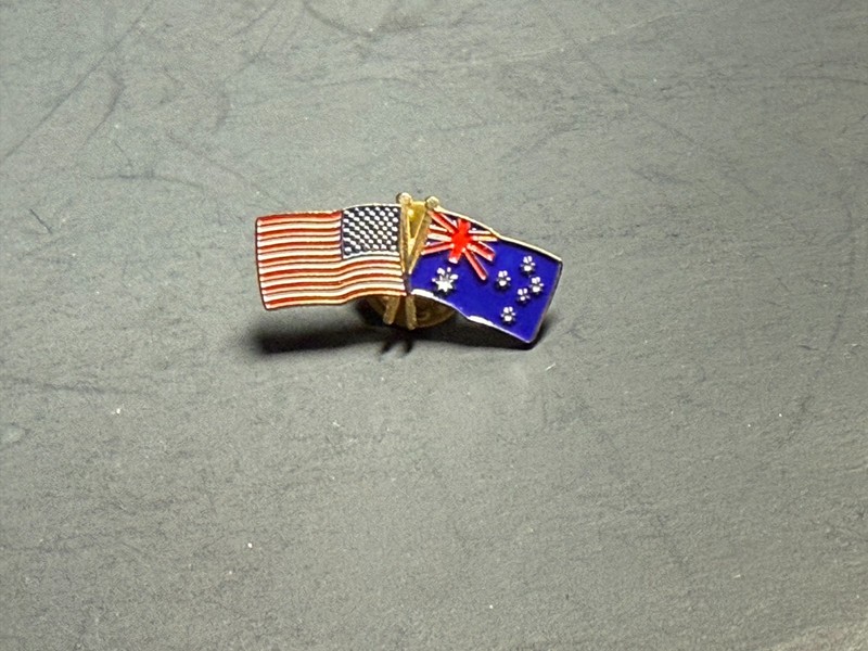 U.S. & AUSTRALIA FLAGS LAPEL PIN BY PINMART - NICE