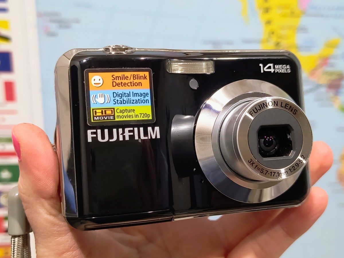 Fujifilm FINEPIX AV200 14MP Digital Camera - Black Fully Working