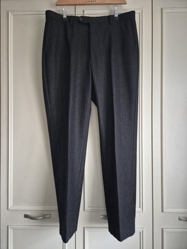 Gieves & Hawkes Wool Suit - Jacket 42S, Trousers W36 L30, Dark Grey with Stripes - Picture 4 of 15