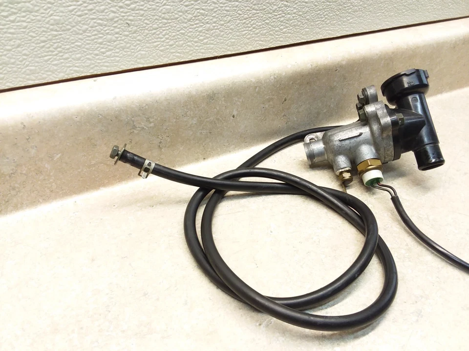 Suzuki GSXR 1100 1995 radiador termostato conjunto de conducción GSXR1100-W PA AP-304 Foto 2 de 4