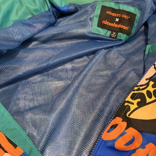 Chaqueta cortavientos Members Only The Wild Thornberrys Racing talla mediana - Imagen 8 de 12